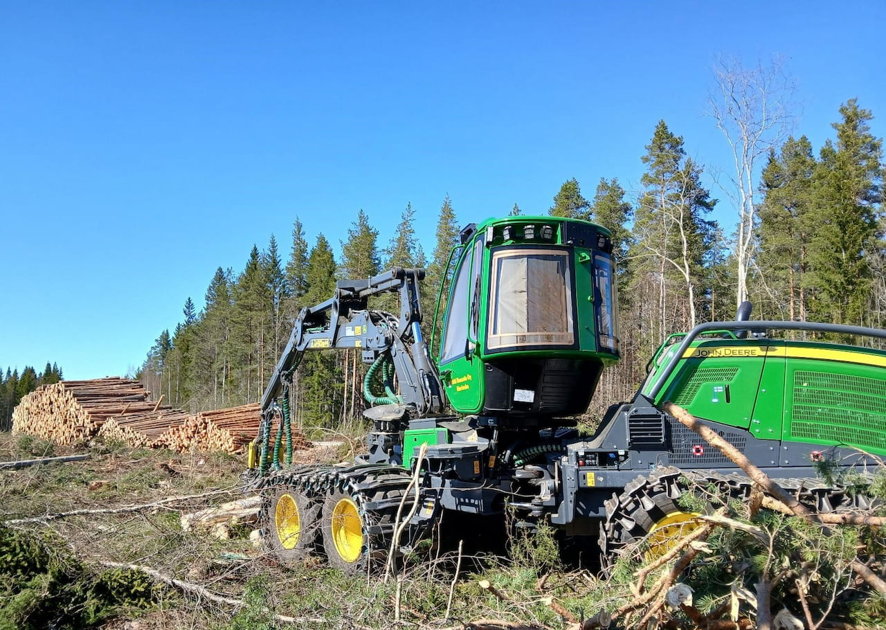 Puumarkkinoiden kilpailu toimii hyvin 